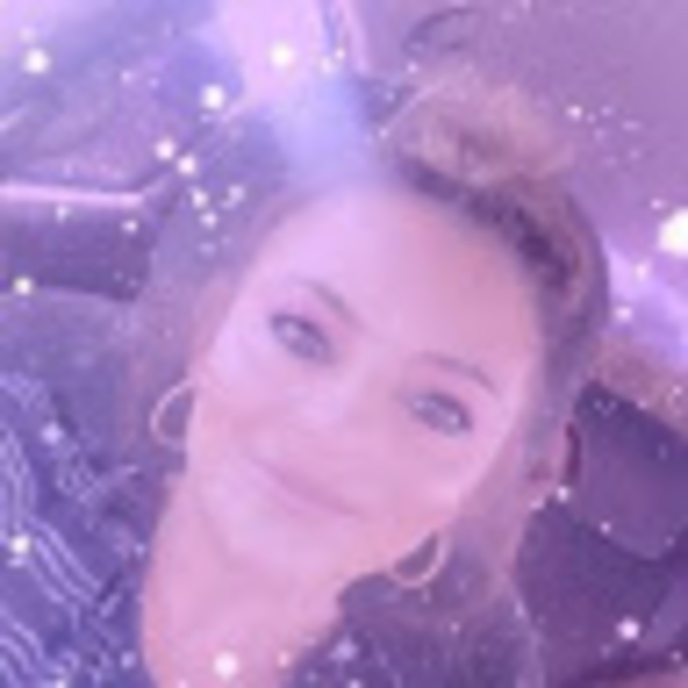 Meet your Posher, Isabel